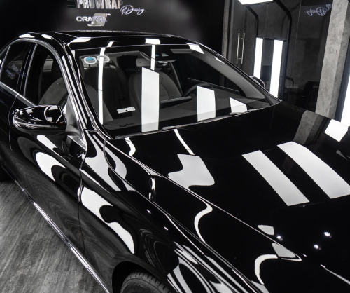 Dán đổi màu xe Mercedes C200 Gloss Black