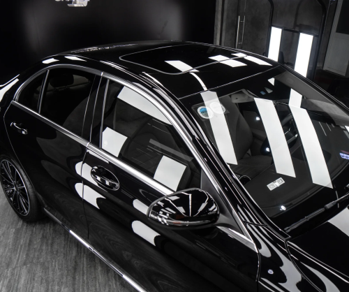 Dán đổi màu xe Mercedes C200 Gloss Black