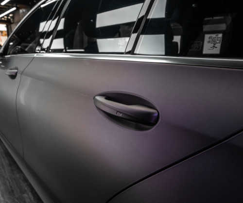 Dán đổi màu xe Mercedes E300 Matte Deep Purple