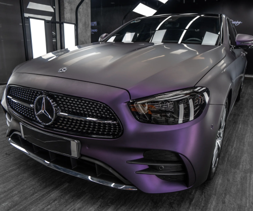 Dán đổi màu xe Mercedes E300 Matte Deep Purple