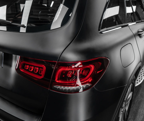 Dán đổi màu xe Mercedes GLC250 Matte Black