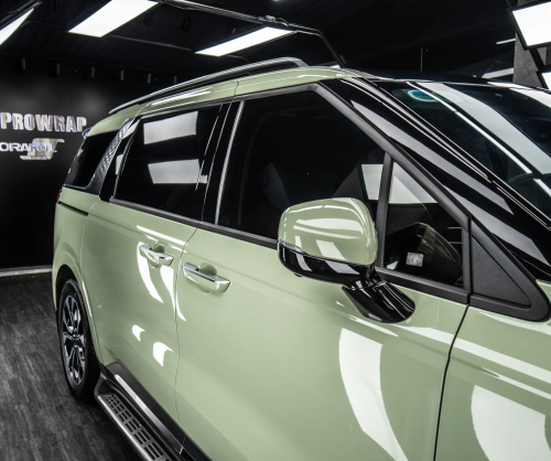 Dán đổi màu xe Kia Carnival Gloss Khaki Green