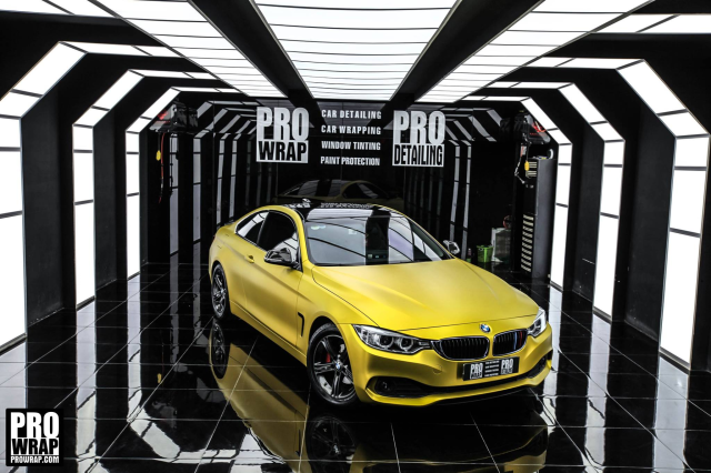 wrap xe - dán đổi màu xe BMW series 4 wrap satin chrome gold