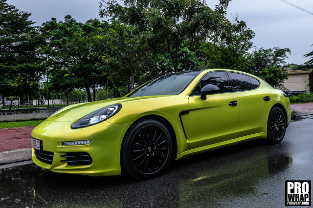 wrap xe, dán đổi màu xe Porsche Panamera wrap Magic Apple Green