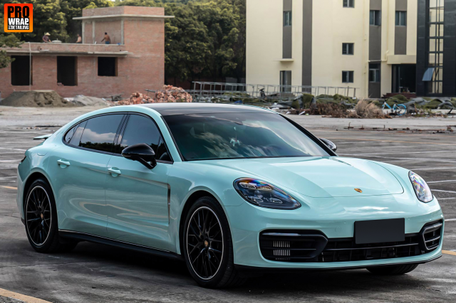 wrap xe, dán đổi màu xe Porsche Panamera Wrap Gloss Sky Blue