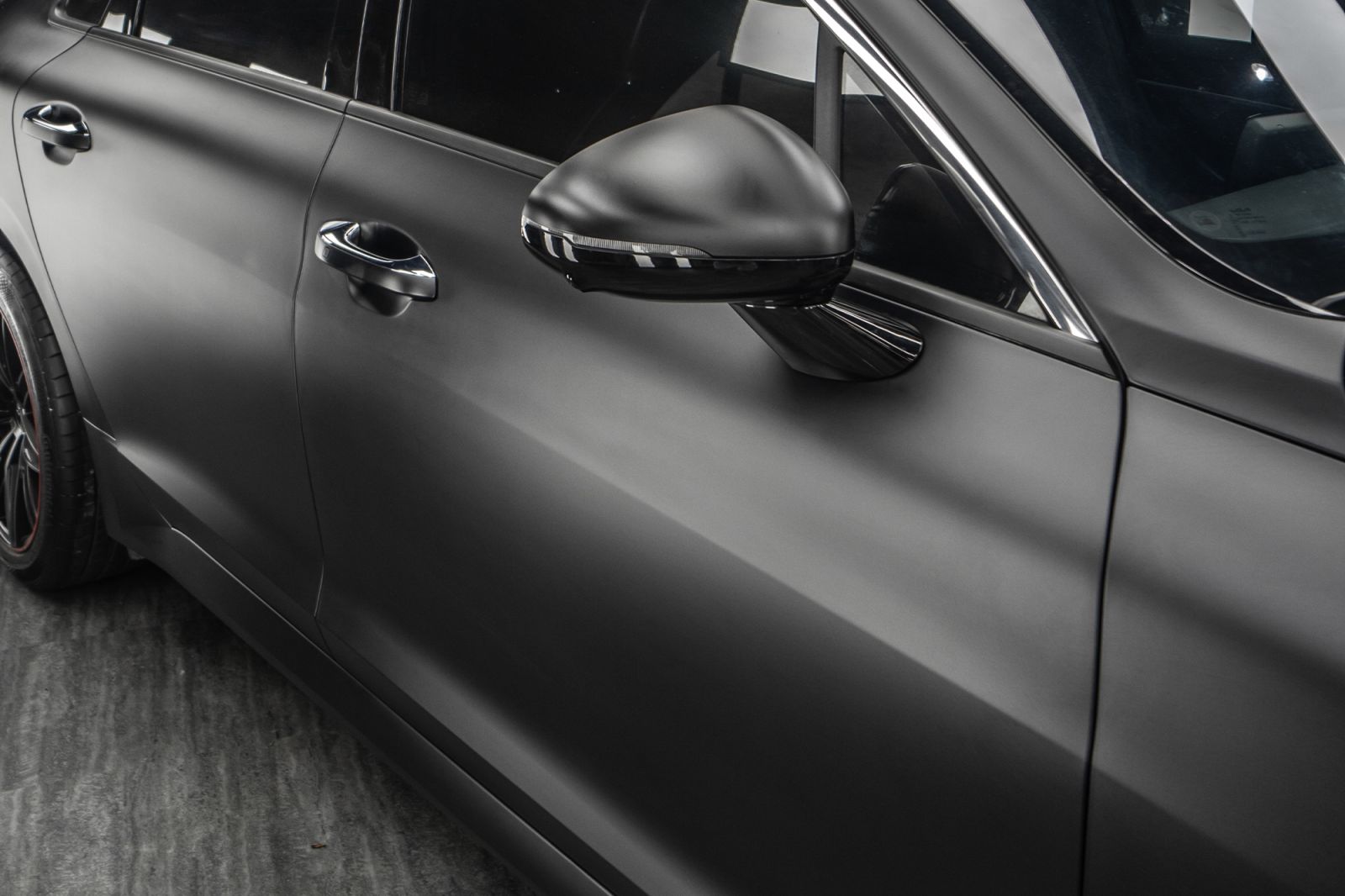 Kia K5 Matte Black đen mờ chi tiết bề mặt ngoại thất